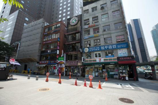 Myeongdong Samgyetang